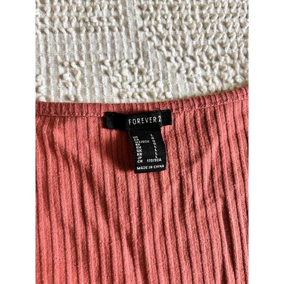 Forever 21 Pink Rib Knit Crop Top Short Sleeve Shirt Faux Buttons Size Large - Picture 2 of 9